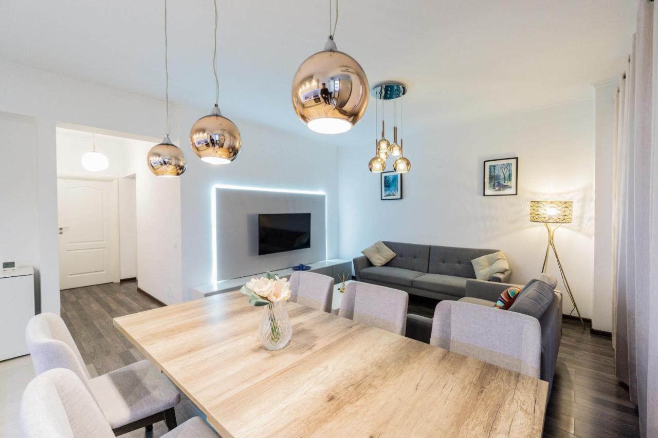 Luxury Baneasa Apartment Bucharest Luaran gambar