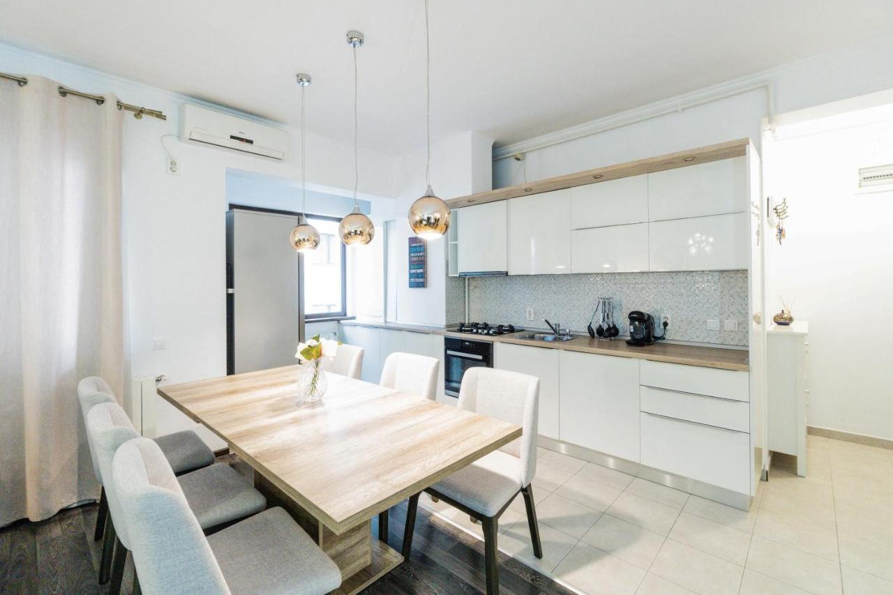 Luxury Baneasa Apartment Bucharest Luaran gambar