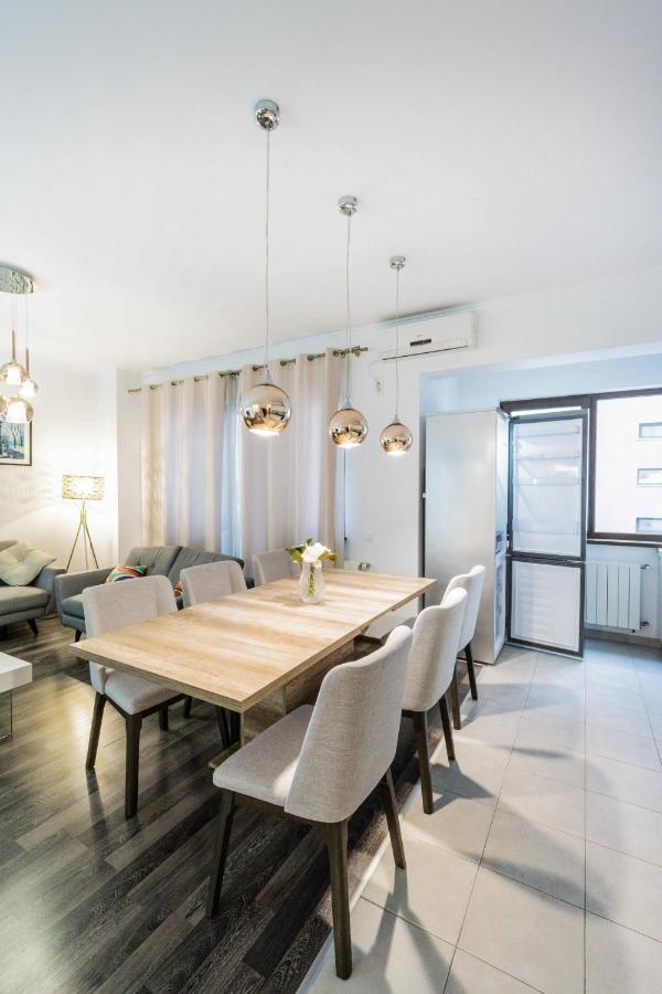 Luxury Baneasa Apartment Bucharest Luaran gambar